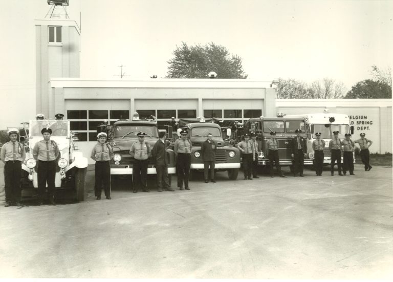 Station 1 With Members (1969)